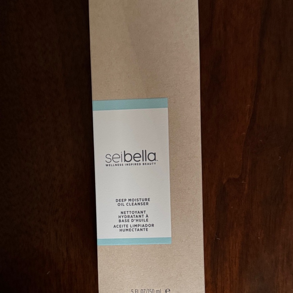 Deep Moisture Oil Cleanser - by Melaleuca